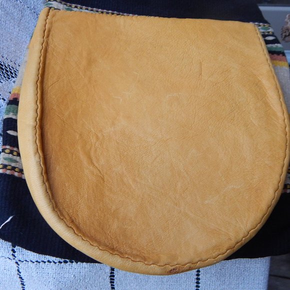 First Nations Leather Pouch for drum or bag, beaded, felted - Picture 4 of 5